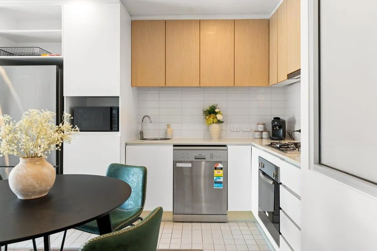 2Br Cbd Apt Swimming Pool Sauna Spa Cbd Adelaide Apartment